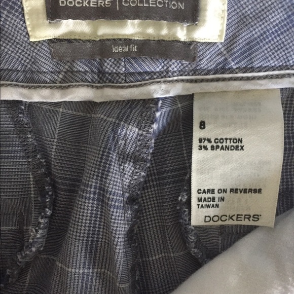 Dockers ( Ideal Fit) Cropped Pants - Picture 3 of 3